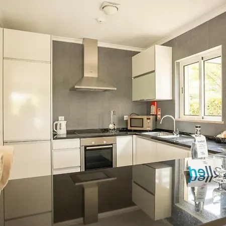 Hello Villas Апарт-отель Карвоейру