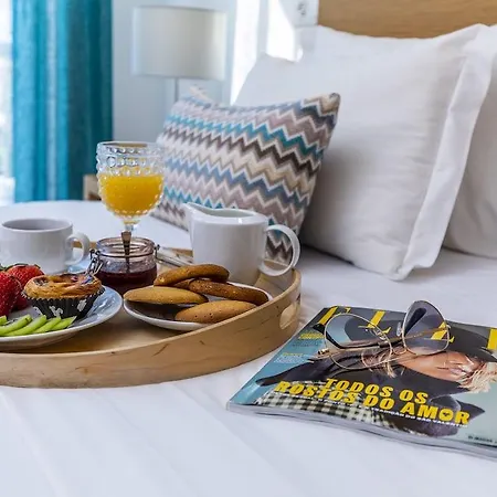 Hello Apartahotel 4*