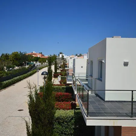 Hello Villas Aparthotel